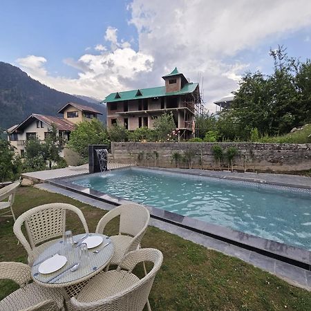 Smuggler Resort By West Western Near To Mall Road & Hadimba Temple # Swimming Pool#Free Pick From Volvo Bus Stand Manāli Esterno foto