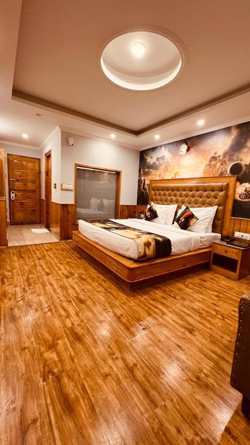 Smuggler Resort By West Western Near To Mall Road & Hadimba Temple # Swimming Pool#Free Pick From Volvo Bus Stand Manāli Esterno foto